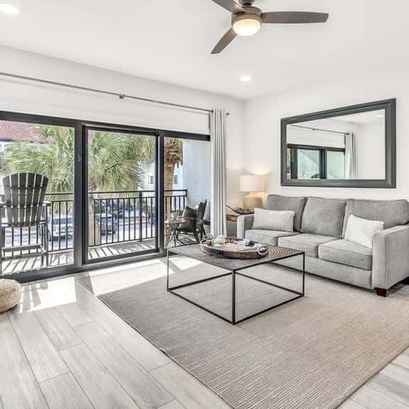Palms of Seagrove D5 - Image 1
